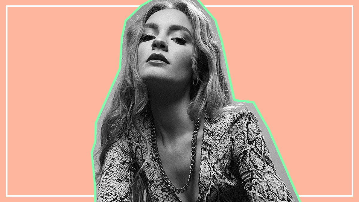 Premiere and Interview: Emily Krueger – ‘Stuck’ Premiere and Interview: Emily Krueger – ‘Stuck’
